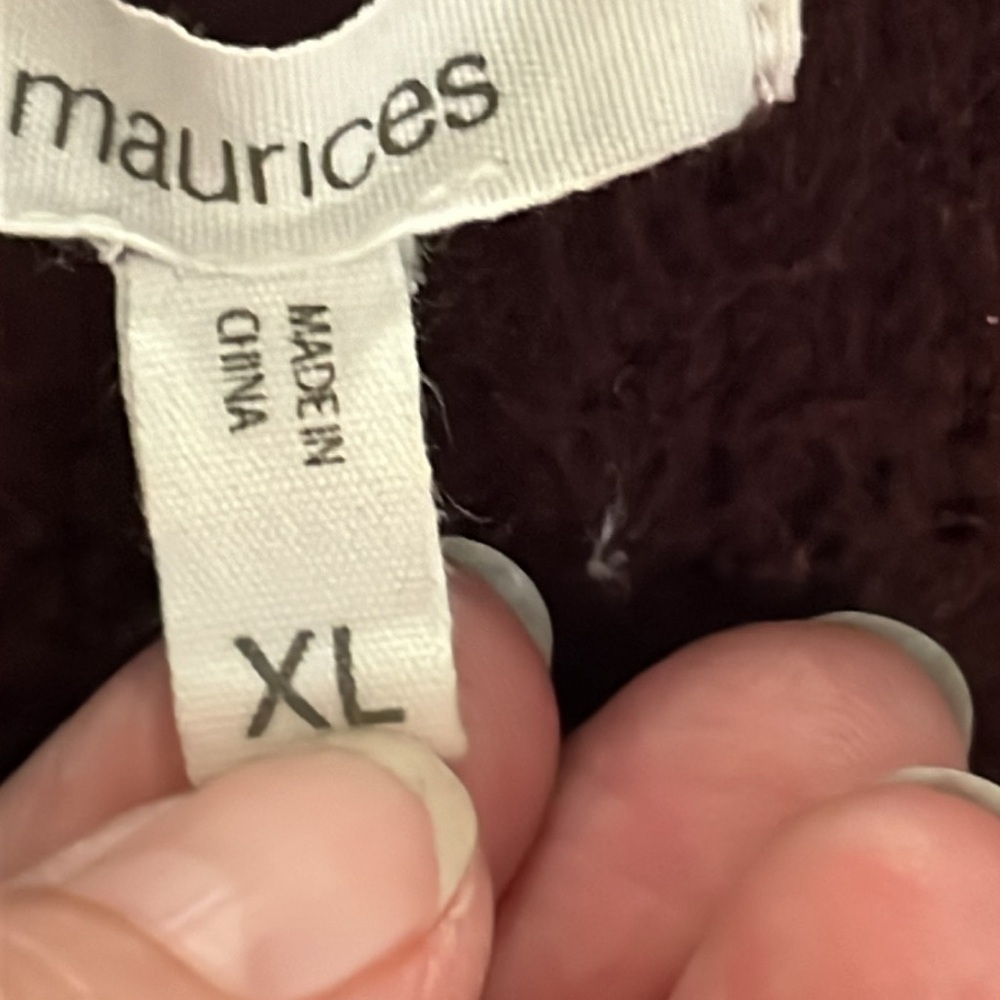 Maurice’s maroon and gray pull over faux Sherpa sweatshirt XL - Picture 5 of 12